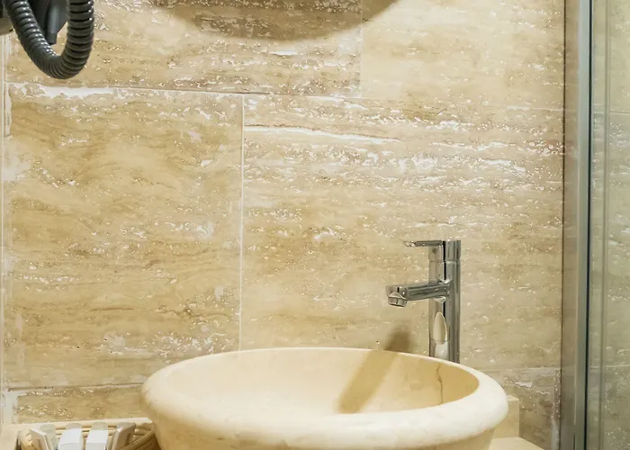 Ariel Bed & Breakfast *